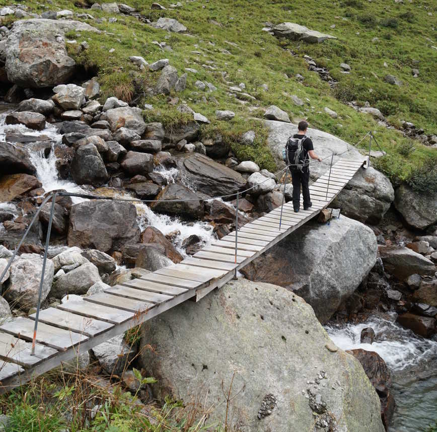 Brücke Wanderung Kasseler Hütte